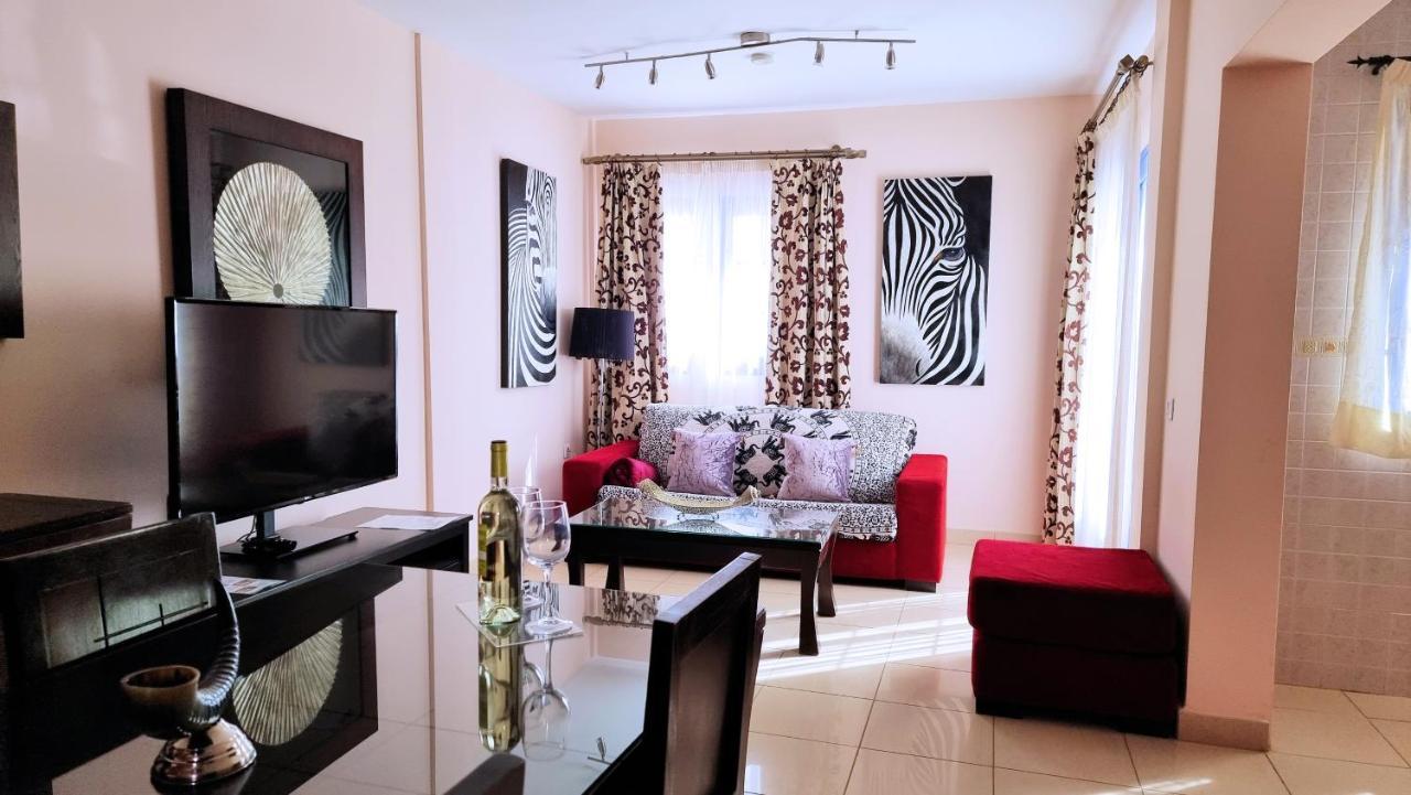 Evita Beach Suites Exclusivas Caleta de Sebo Exteriör bild