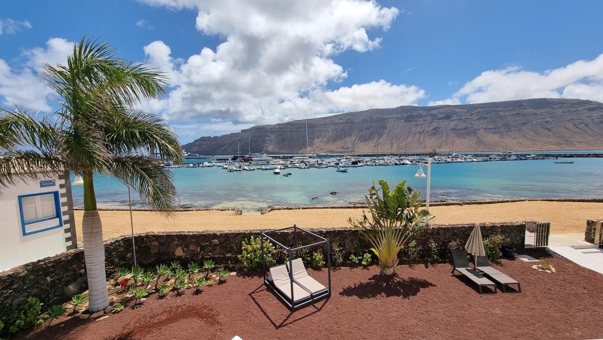 Evita Beach Suites Exclusivas Caleta de Sebo Exteriör bild